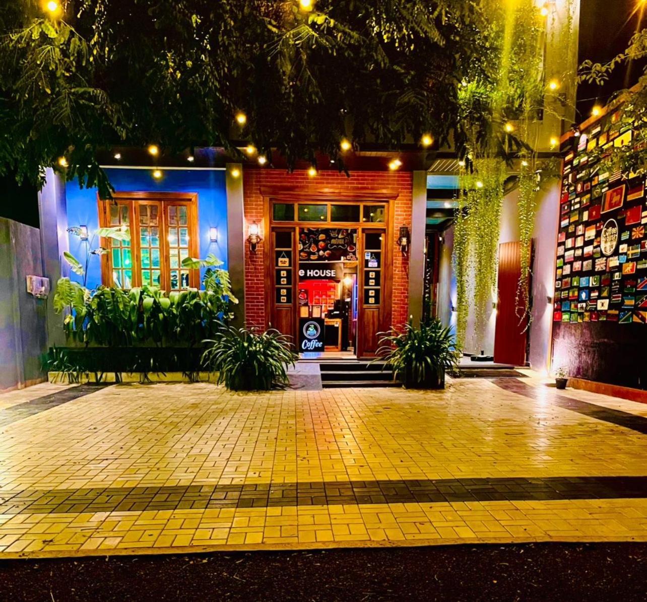 Coffee House Dambulla Exterior foto
