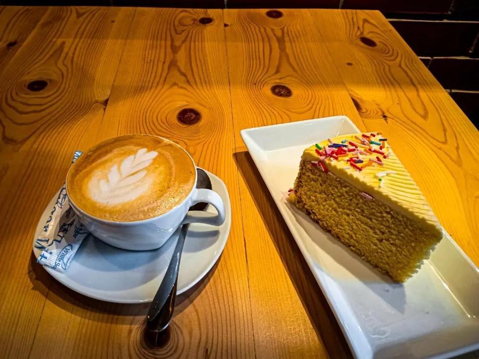 Coffee House Dambulla Exterior foto